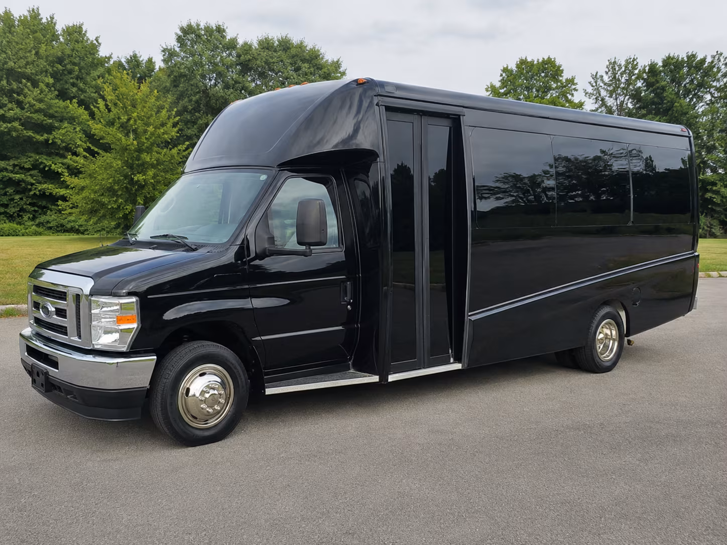 buses for overnight and multi day field trips from bellingham