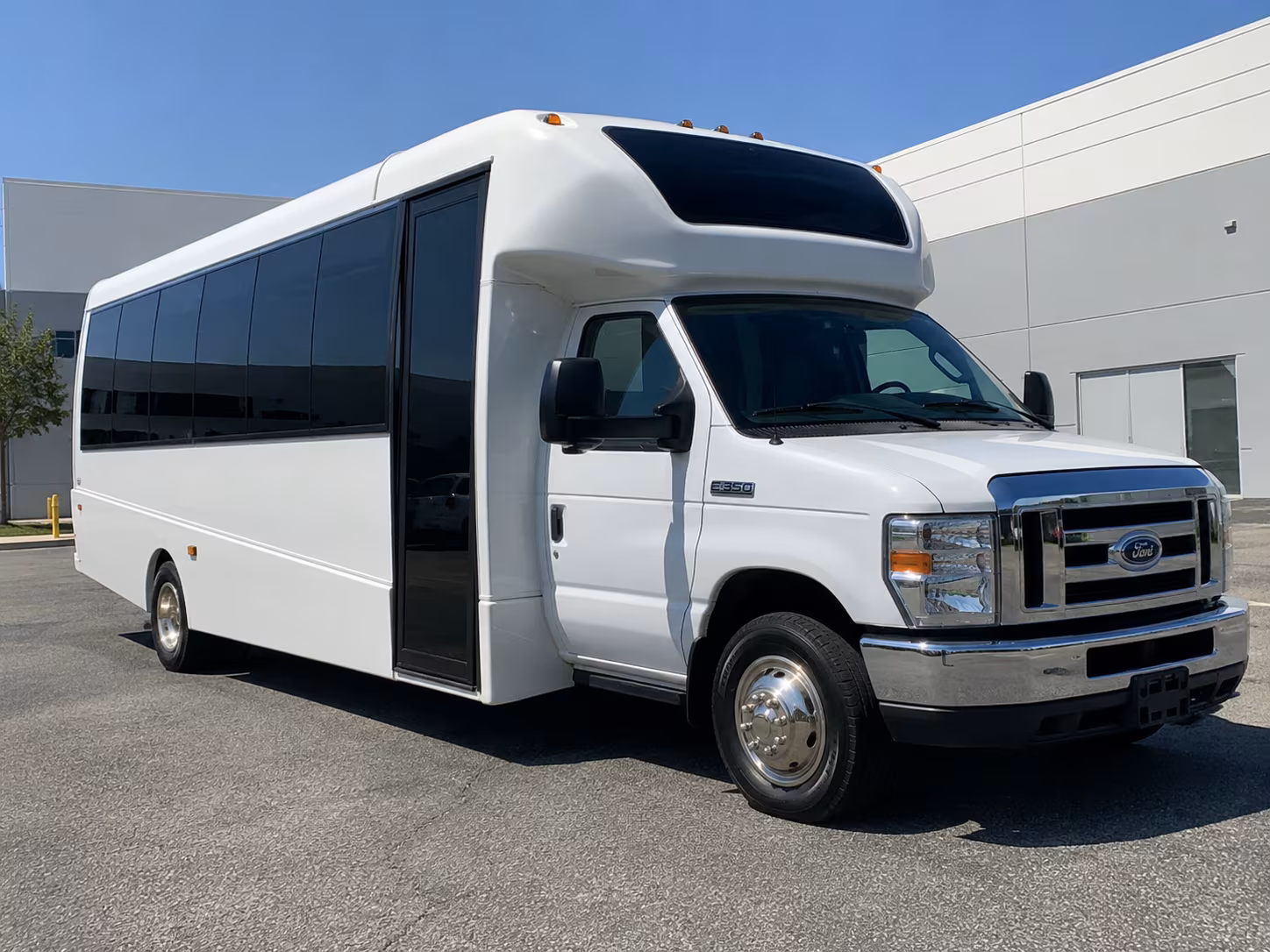 corporate and convention shuttle buses in bellingham