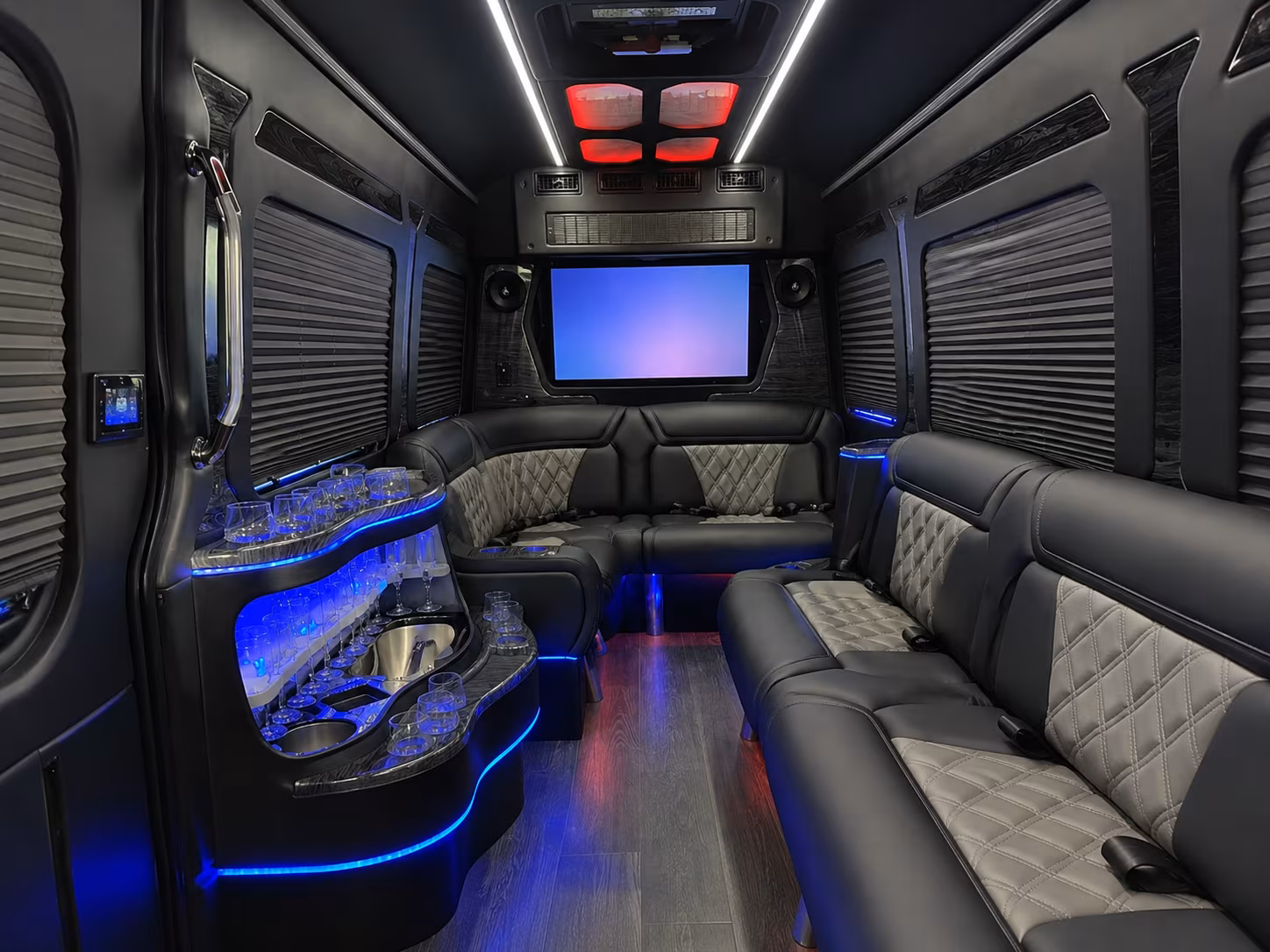 cross border bus rentals to vancouver b c concerts and shows