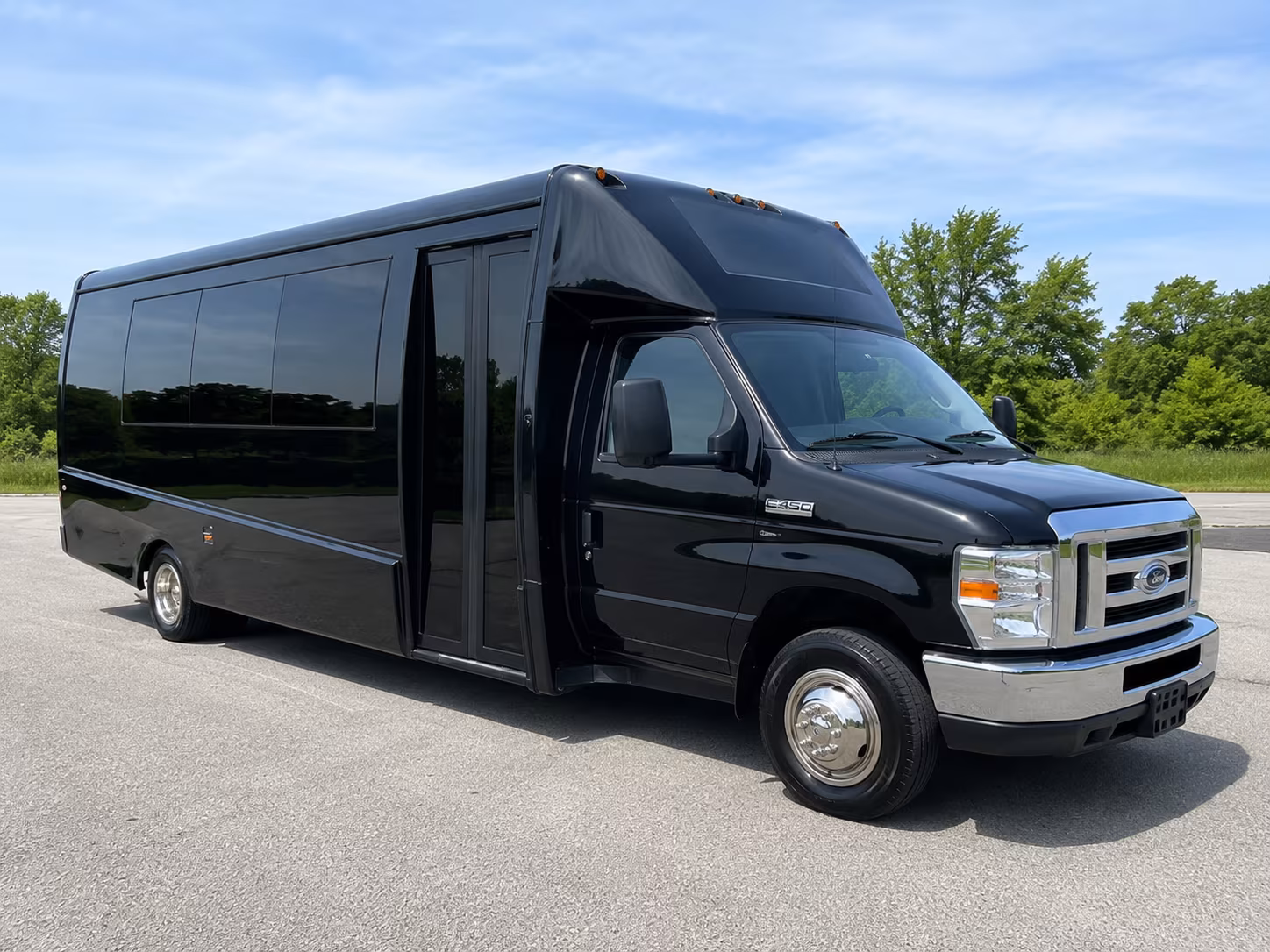 field trip buses for western washington university campus and college visits