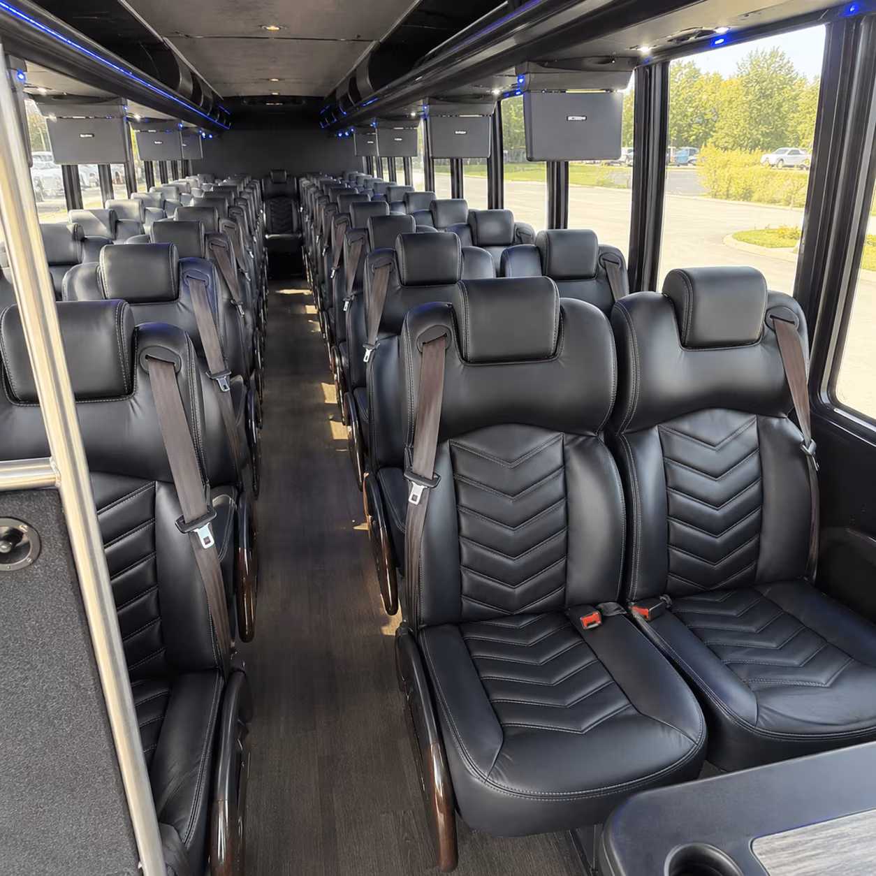minibuses and shuttle buses for western washington university concert events